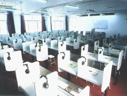 学生语音组合设备